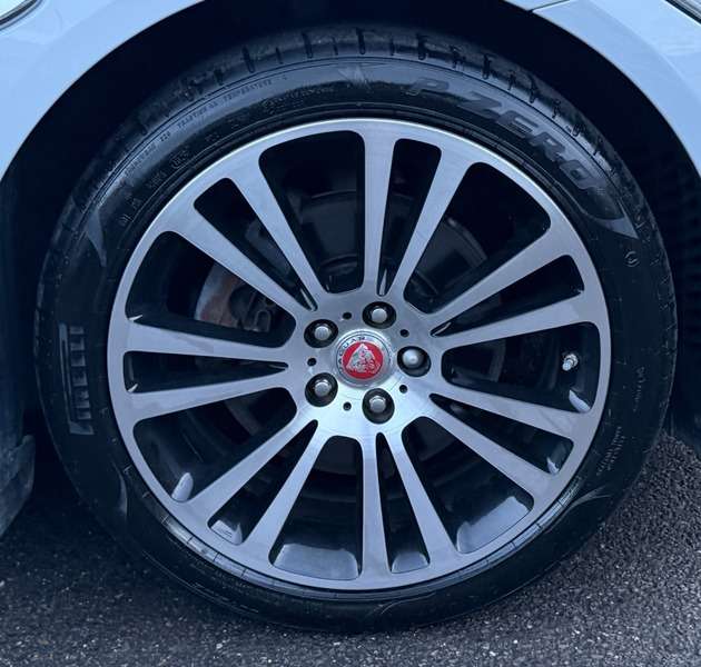 2018 JAGUAR XF 2018 JAGUAR XF