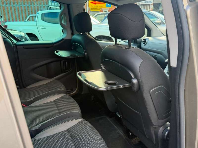 2017 PEUGEOT PARTNER TEPEE 2017 PEUGEOT PARTNER TEPEE