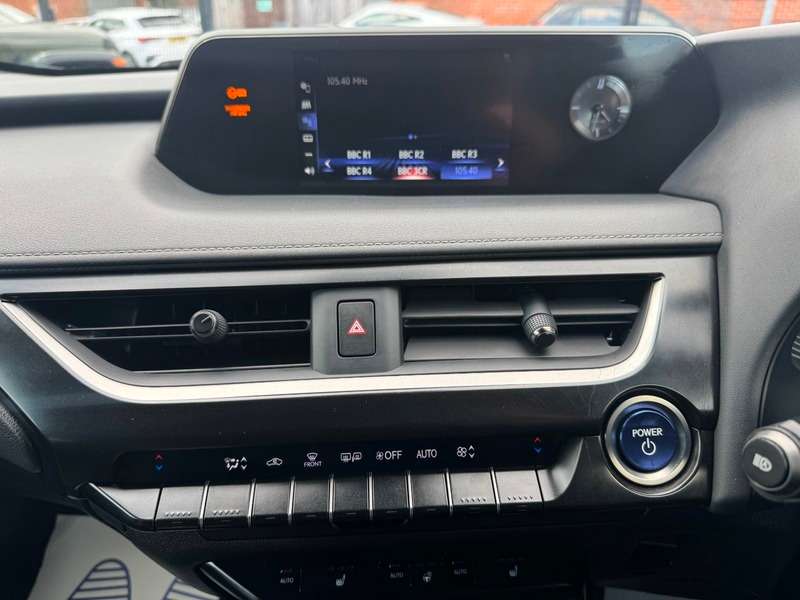 2020 LEXUS UX 2020 LEXUS UX