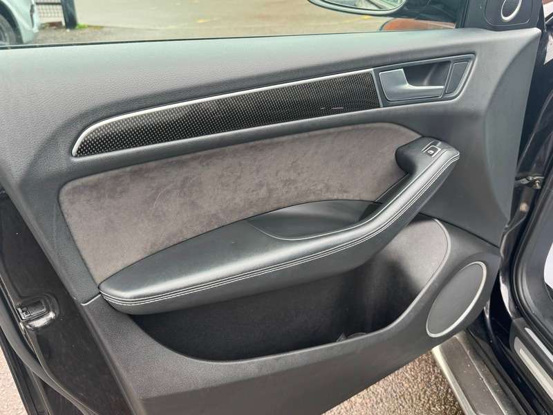 2017 AUDI SQ5 2017 AUDI SQ5