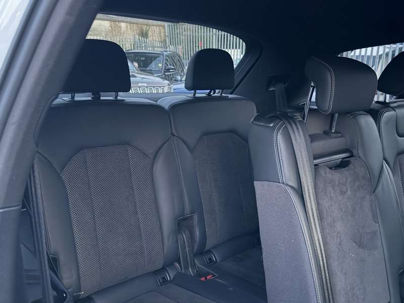 2019 AUDI Q7 2019 AUDI Q7