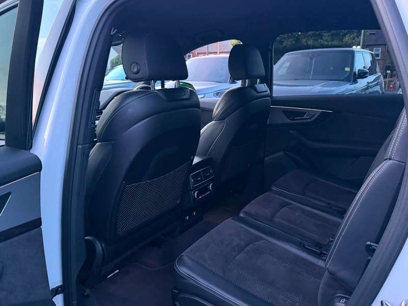 2019 AUDI Q7 2019 AUDI Q7