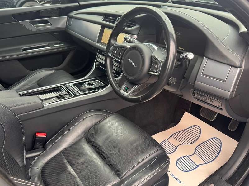 2017 JAGUAR XF 2017 JAGUAR XF