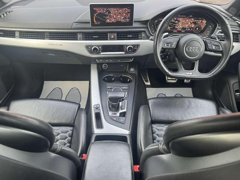 2018 AUDI RS4 2018 AUDI RS4