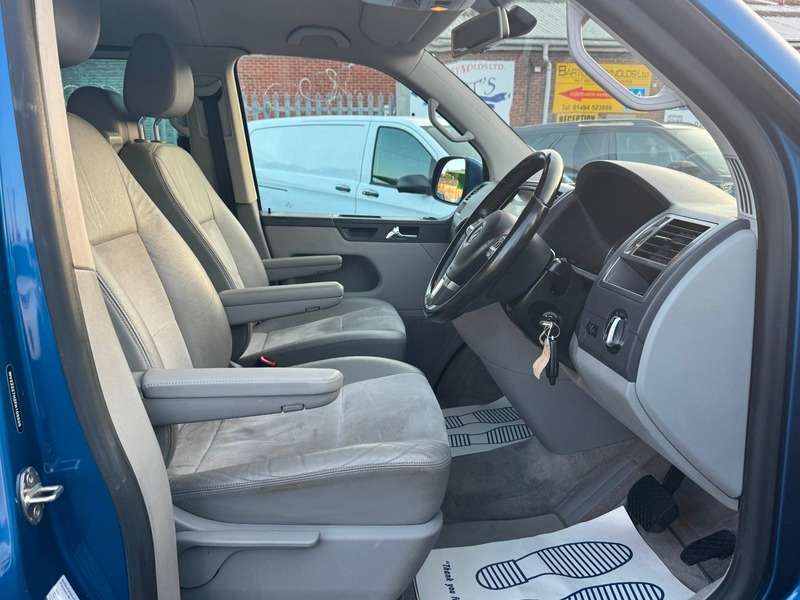 2015 VOLKSWAGEN CARAVELLE 2015 VOLKSWAGEN CARAVELLE