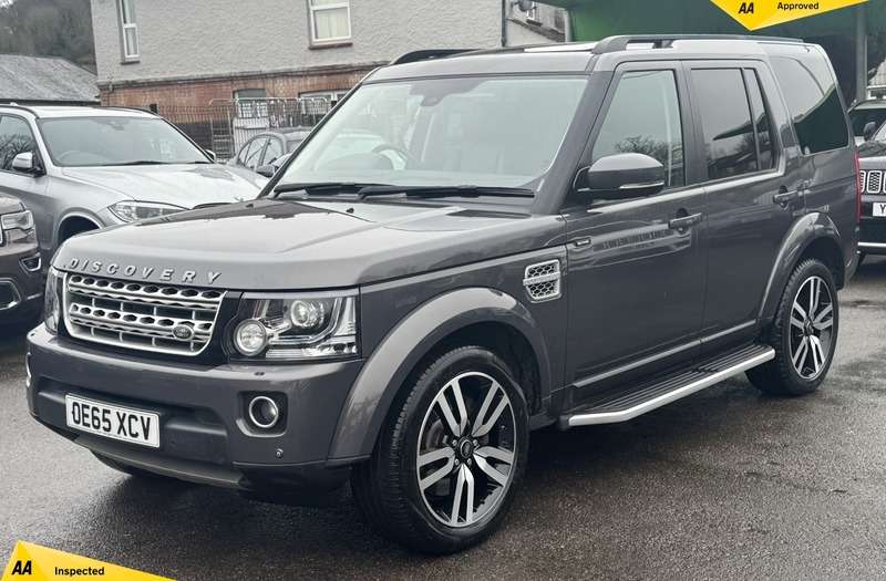 A 2016 LAND ROVER DISCOVERY 3.0 SD V6 HSE Luxury SUV 5dr Diesel Auto 4WD Euro 6 (s/s) (256 bhp) A 2016 LAND ROVER DISCOVERY 3.0 SD V6 HSE Luxury SUV 5dr Diesel Auto 4WD Euro 6 (s/s) (256 bhp)