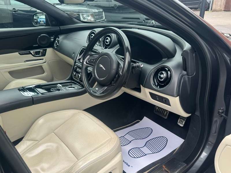 2018 JAGUAR XJ 2018 JAGUAR XJ
