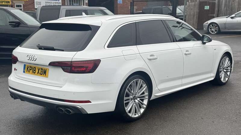 2018 AUDI S4 AVANT 2018 AUDI S4 AVANT