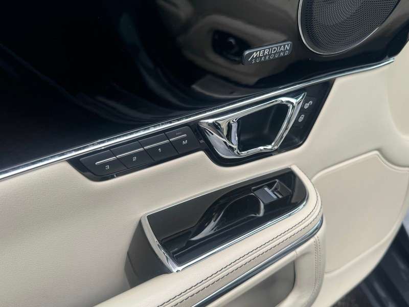2018 JAGUAR XJ 2018 JAGUAR XJ