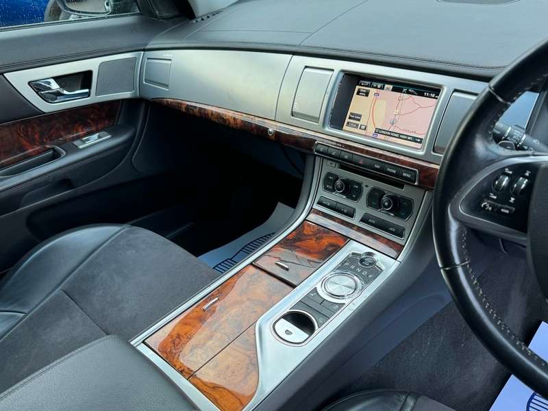 2013 JAGUAR XF 2013 JAGUAR XF