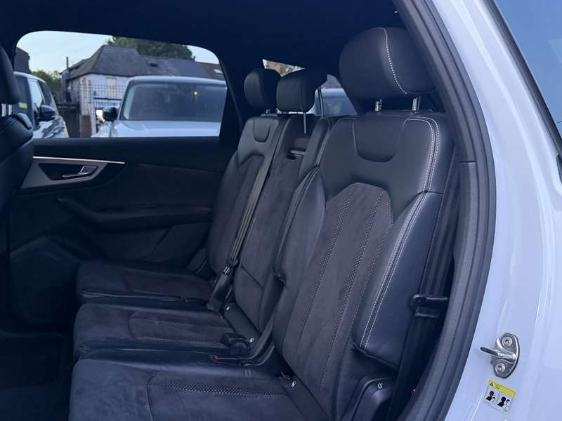 2019 AUDI Q7 2019 AUDI Q7