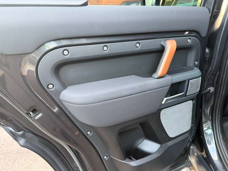 2022 LAND ROVER DEFENDER 2022 LAND ROVER DEFENDER