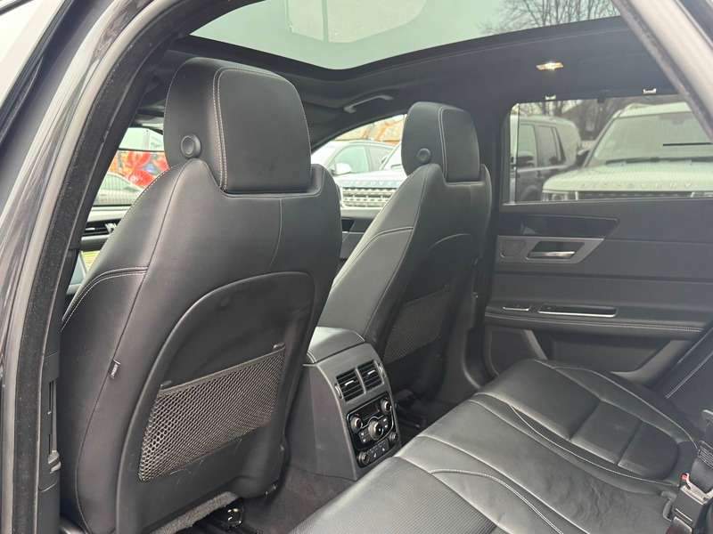 2017 JAGUAR XF 2017 JAGUAR XF