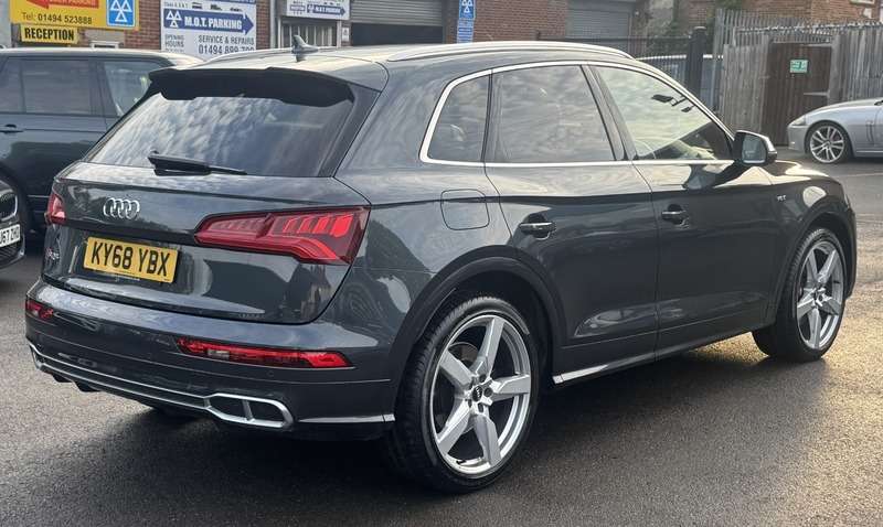 2018 AUDI SQ5 2018 AUDI SQ5
