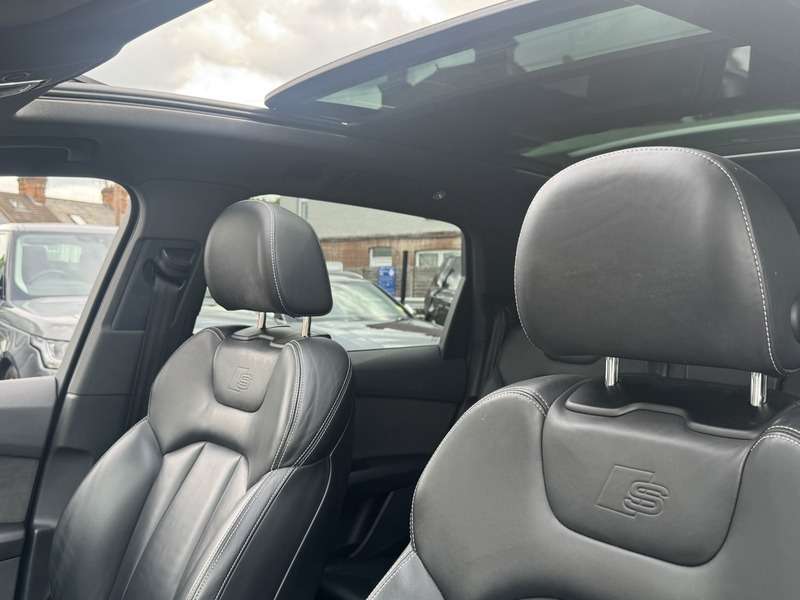 2018 AUDI Q7 2018 AUDI Q7