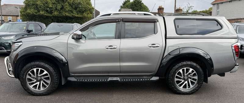 A 2017 NISSAN NAVARA 2.3 dCi Tekna Pickup Double Cab 4dr Diesel Auto 4WD Euro 6 (190 ps) A 2017 NISSAN NAVARA 2.3 dCi Tekna Pickup Double Cab 4dr Diesel Auto 4WD Euro 6 (190 ps)