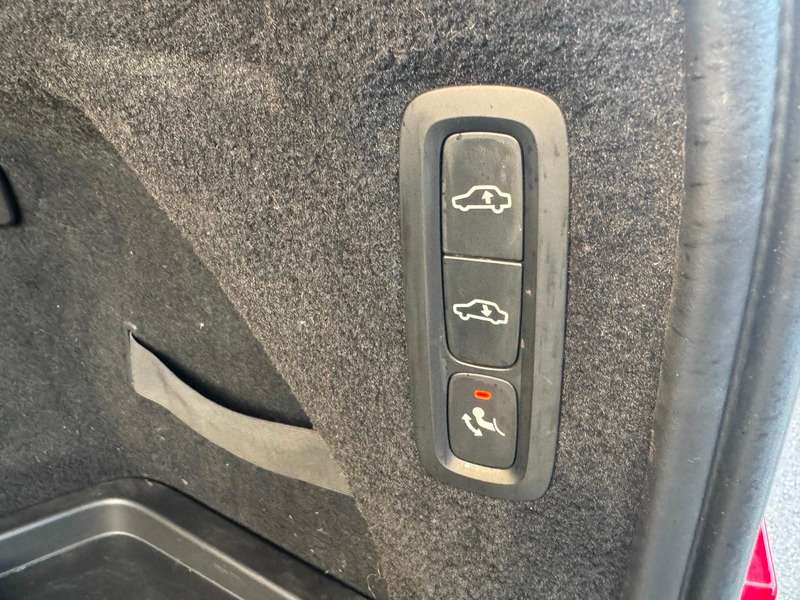 2017 VOLVO XC90 2017 VOLVO XC90