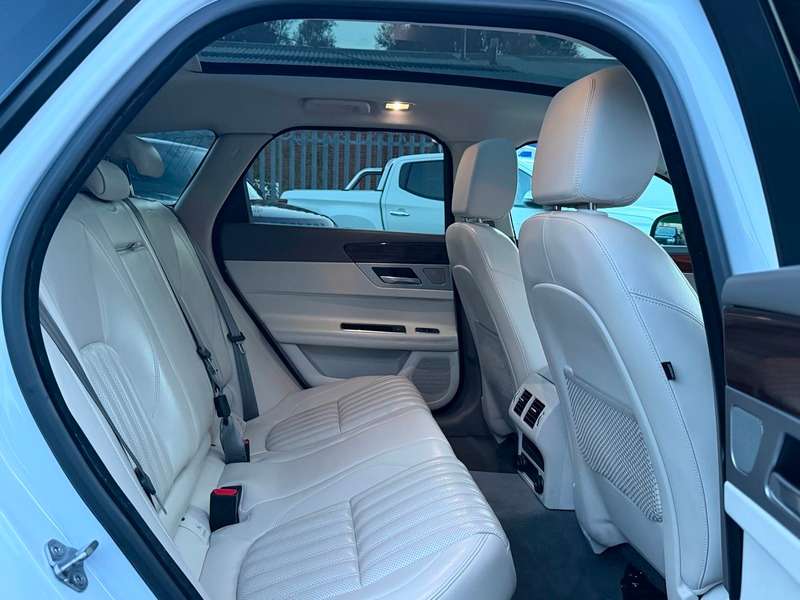 2018 JAGUAR XF 2018 JAGUAR XF
