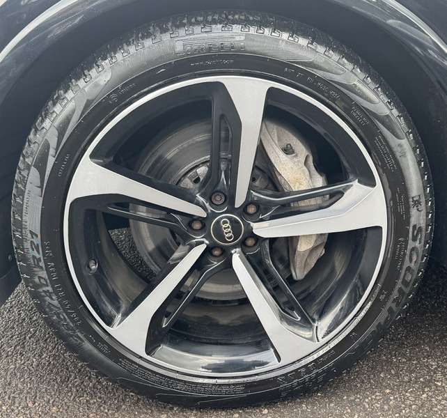 2018 AUDI Q7 2018 AUDI Q7