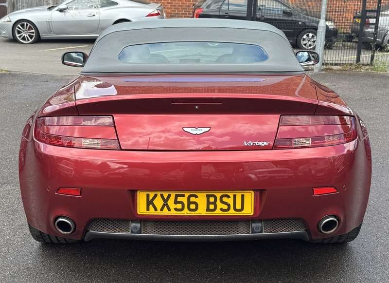 2006 ASTON MARTIN VANTAGE 2006 ASTON MARTIN VANTAGE