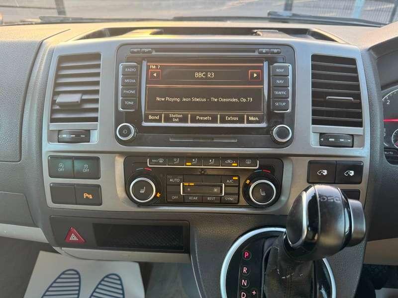 2015 VOLKSWAGEN CARAVELLE 2015 VOLKSWAGEN CARAVELLE