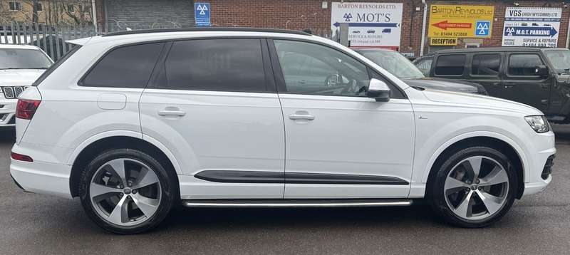 2016 AUDI Q7 2016 AUDI Q7