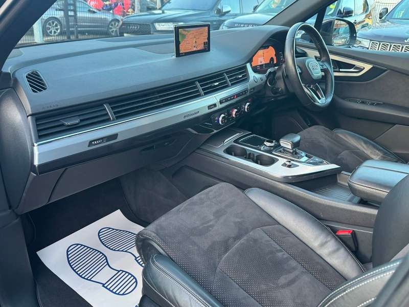 2019 AUDI Q7 2019 AUDI Q7