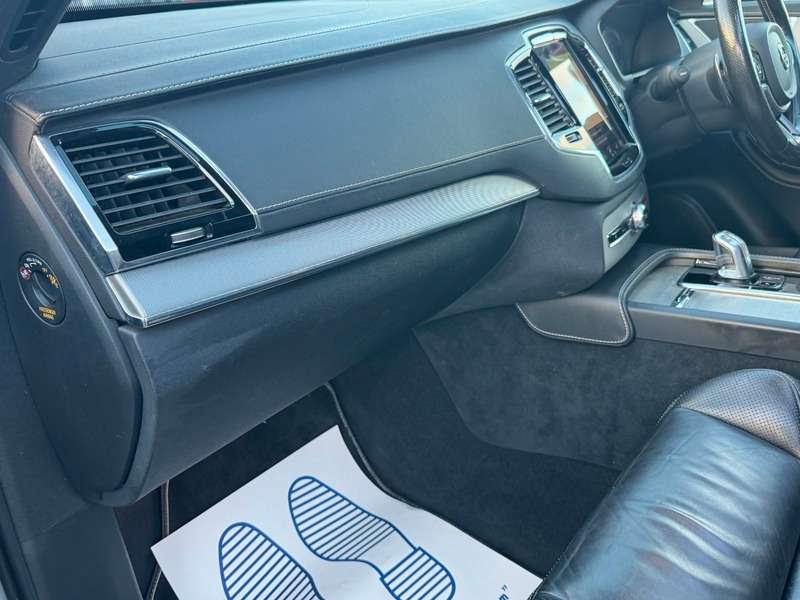 2017 VOLVO XC90 2017 VOLVO XC90