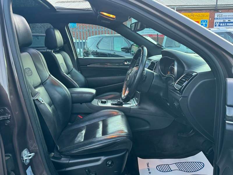 2019 JEEP GRAND CHEROKEE 2019 JEEP GRAND CHEROKEE