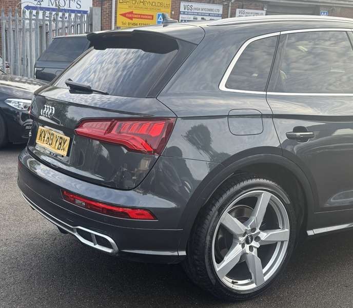 2018 AUDI SQ5 2018 AUDI SQ5