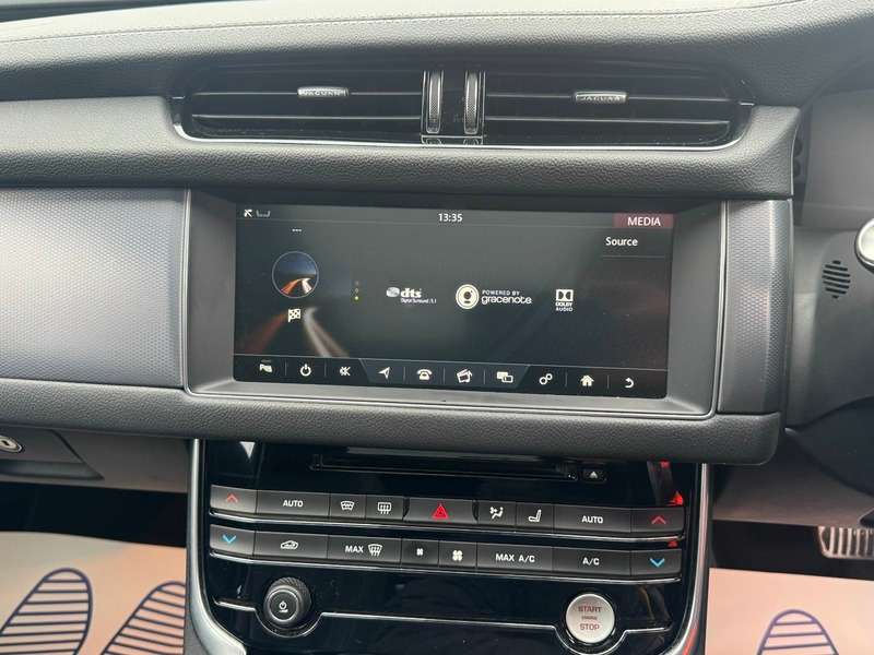 2017 JAGUAR XF 2017 JAGUAR XF