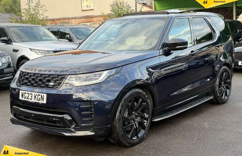 A 2023 LAND ROVER DISCOVERY 3.0 D250 MHEV R-Dynamic SE SUV 5dr Diesel Auto 4WD Euro 6 (s/s) (250 ps) A 2023 LAND ROVER DISCOVERY 3.0 D250 MHEV R-Dynamic SE SUV 5dr Diesel Auto 4WD Euro 6 (s/s) (250 ps)