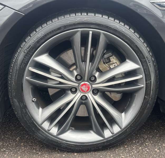 2018 JAGUAR XJ 2018 JAGUAR XJ