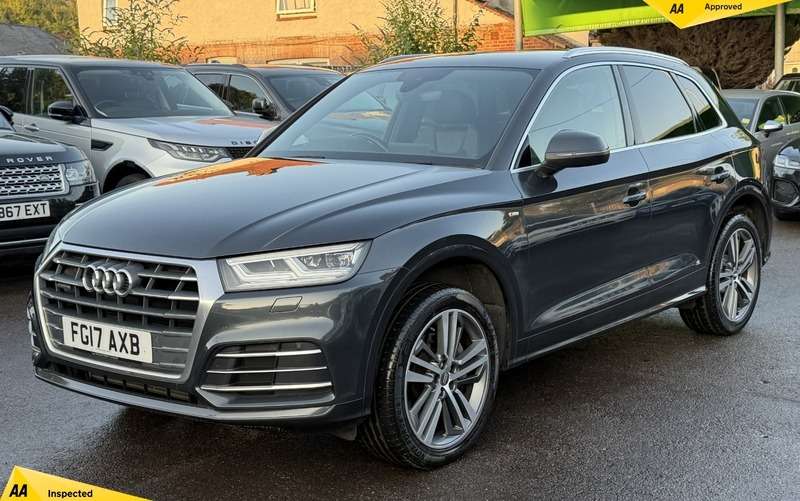 A 2017 AUDI Q5 2.0 TFSI S line SUV 5dr Petrol S Tronic quattro Euro 6 (s/s) (252 ps) A 2017 AUDI Q5 2.0 TFSI S line SUV 5dr Petrol S Tronic quattro Euro 6 (s/s) (252 ps)