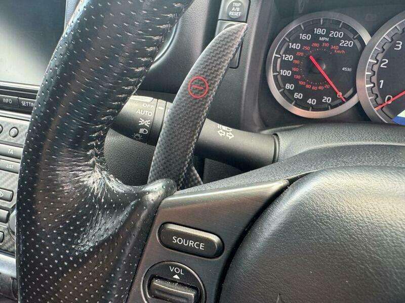 2011 NISSAN GT-R 2011 NISSAN GT-R