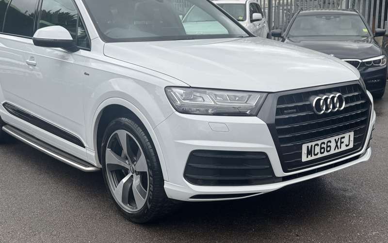 2016 AUDI Q7 2016 AUDI Q7
