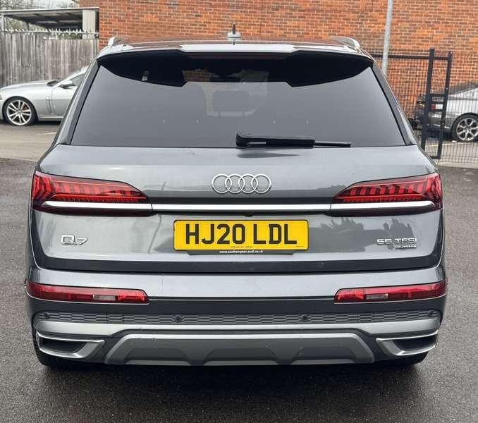 2020 AUDI Q7 2020 AUDI Q7