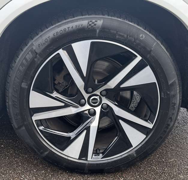 2021 VOLVO XC90 2021 VOLVO XC90