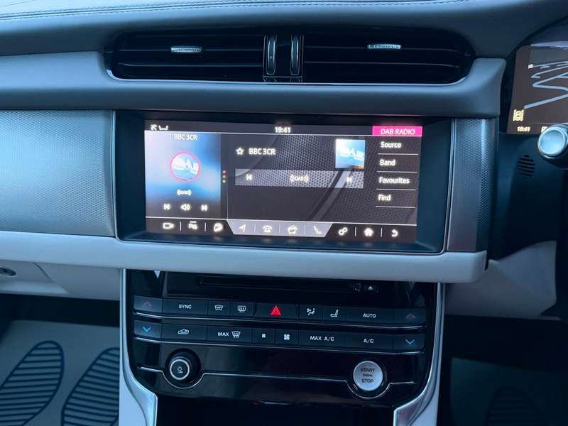 2018 JAGUAR XF 2018 JAGUAR XF