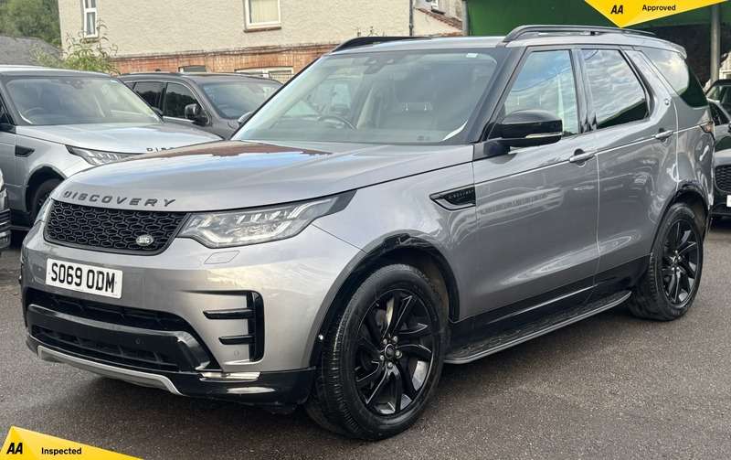 A 2019 LAND ROVER DISCOVERY 2.0 SD4 Landmark Edition SUV 5dr Diesel Auto 4WD Euro 6 (s/s) (240 ps) A 2019 LAND ROVER DISCOVERY 2.0 SD4 Landmark Edition SUV 5dr Diesel Auto 4WD Euro 6 (s/s) (240 ps)