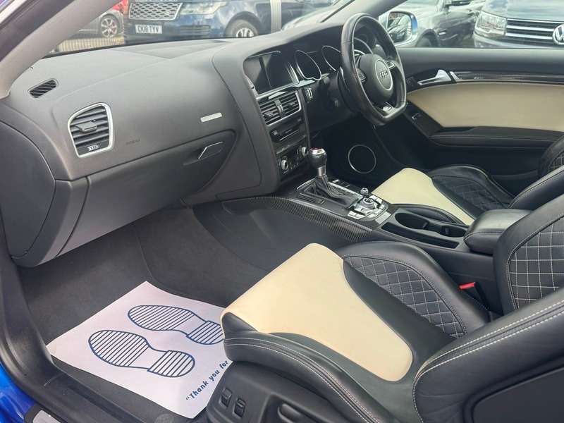 2015 AUDI RS5 2015 AUDI RS5