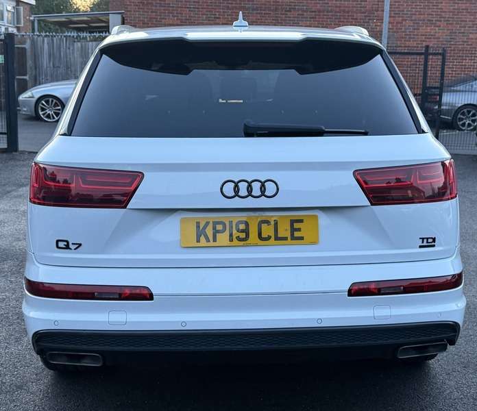 2019 AUDI Q7 2019 AUDI Q7