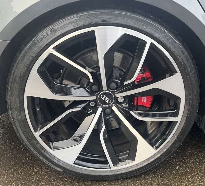 2018 AUDI RS4 2018 AUDI RS4