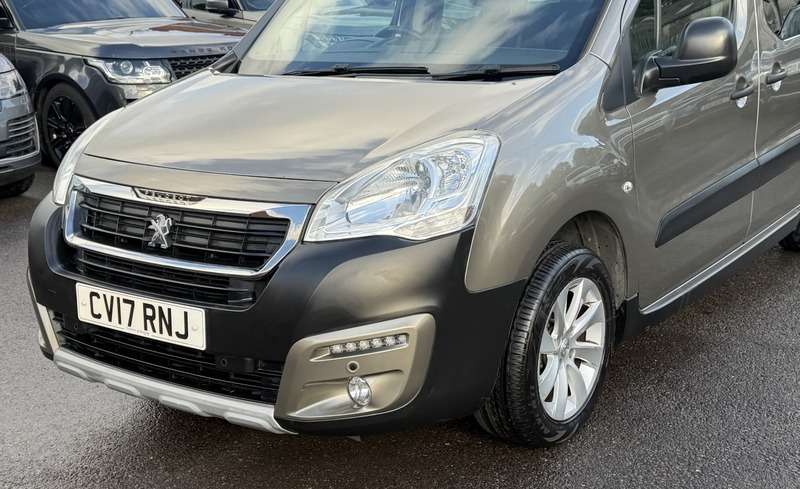 2017 PEUGEOT PARTNER TEPEE 2017 PEUGEOT PARTNER TEPEE