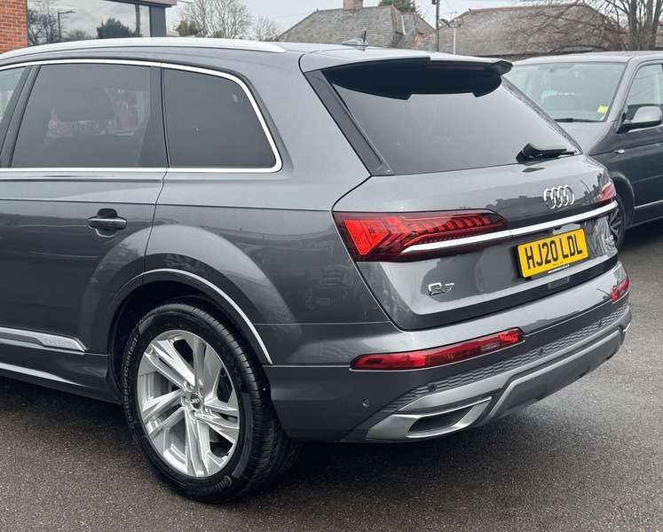 2020 AUDI Q7 2020 AUDI Q7