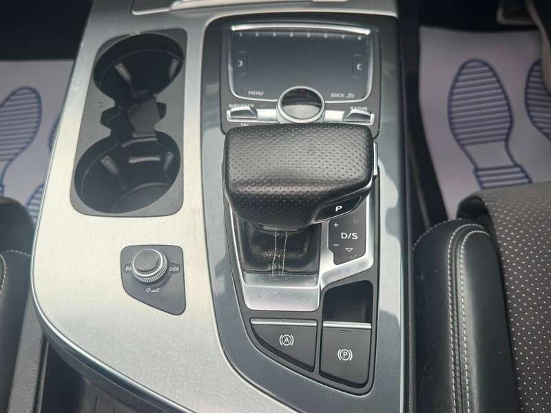 2016 AUDI Q7 2016 AUDI Q7