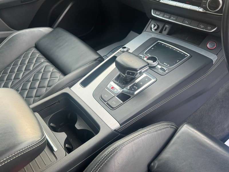 2018 AUDI SQ5 2018 AUDI SQ5