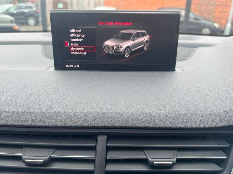 2016 AUDI Q7 2016 AUDI Q7