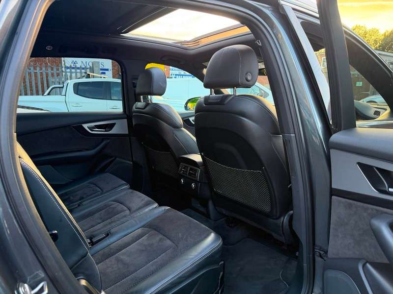 2019 AUDI Q7 2019 AUDI Q7
