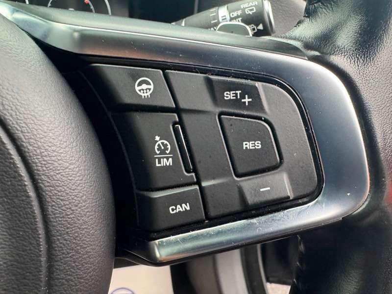 2017 JAGUAR XF 2017 JAGUAR XF